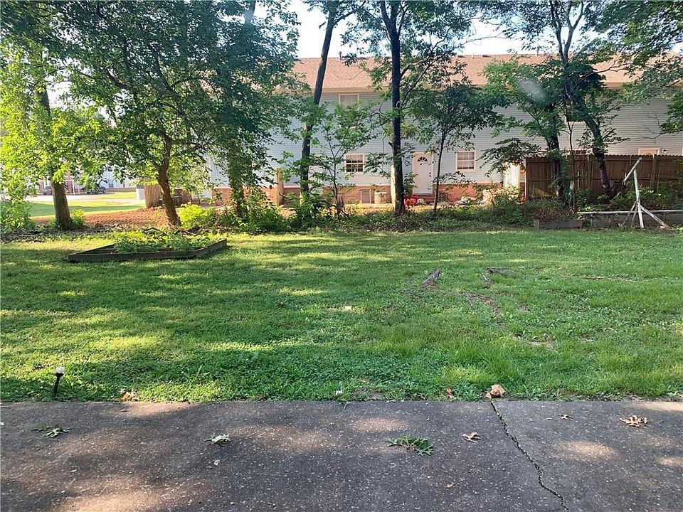 1st image of 501 SW 11th St Unit A-b