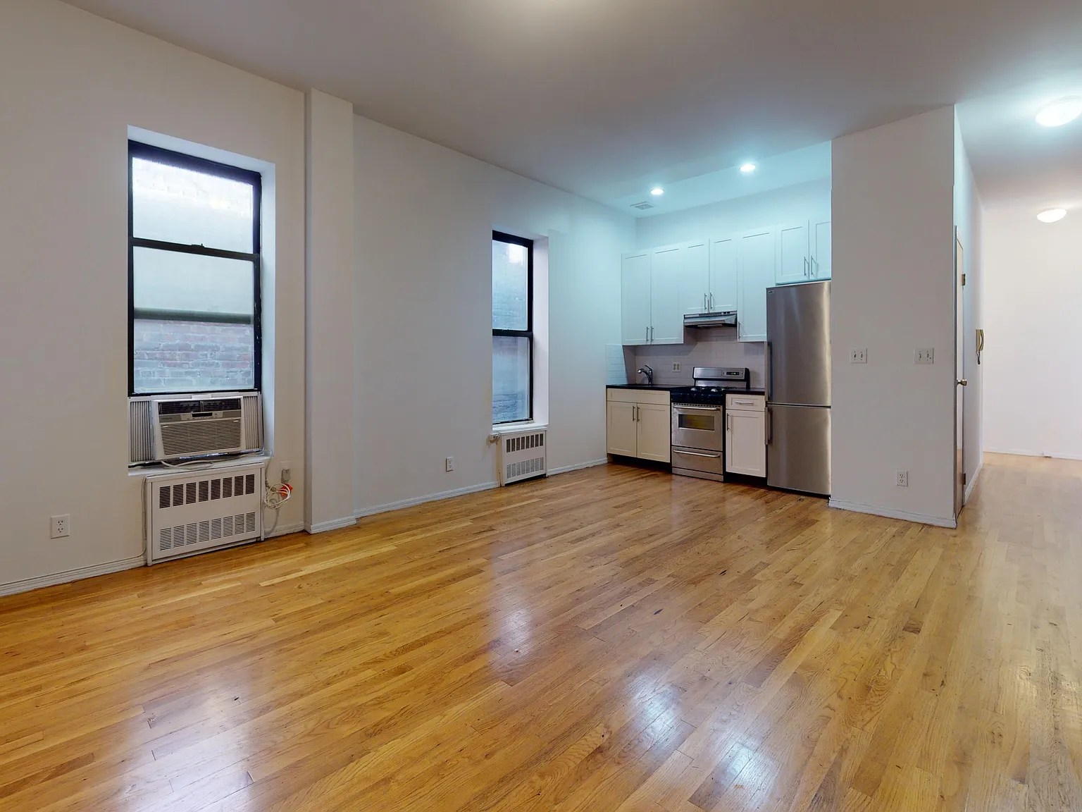 1297 Lexington Avenue — Photo 3