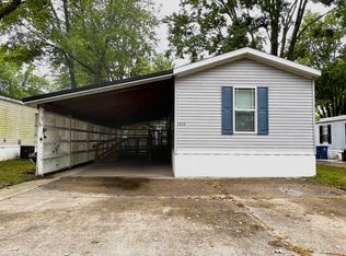 1211 Borah St, Olney, IL