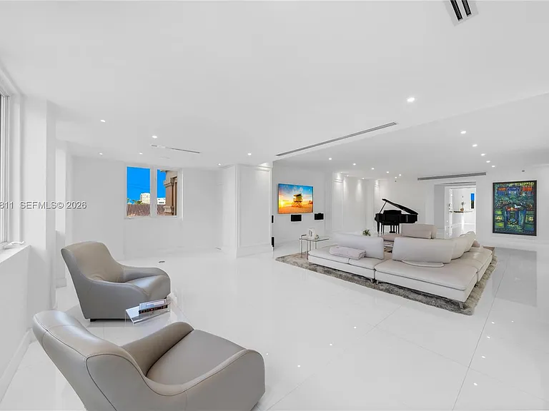 600 Coral Way #2 — Photo 20