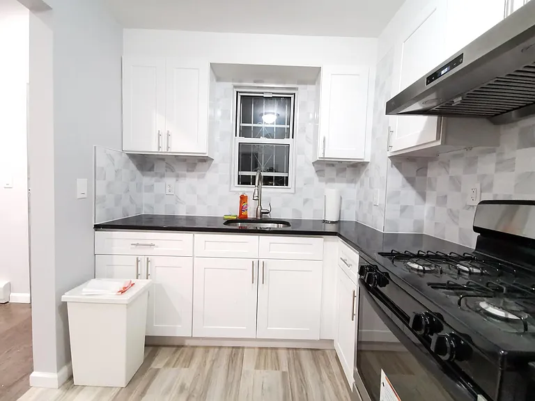 76 Storms Ave #2 — Photo 21