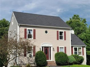 1 Barbaras Way, Lincoln, RI 02865