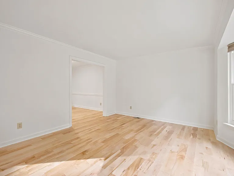 4300 Hickory Ridge Dr — Photo 9
