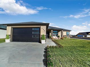 495 Laramie Dr, Twin Falls, ID 83301