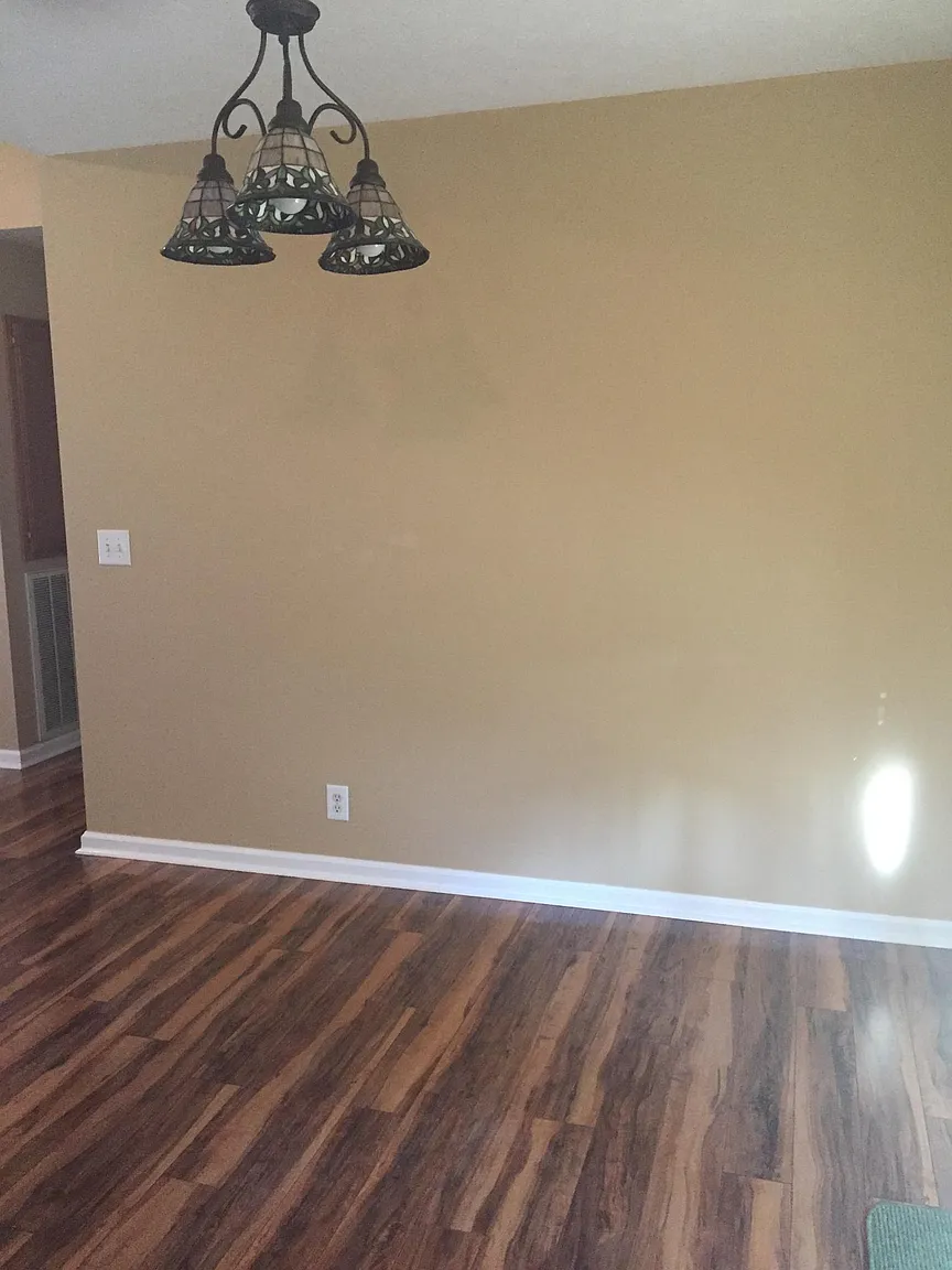 139 Kimberly St photo 1