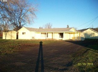 151 Old Pioneer Rd, Sutherlin, OR 97479