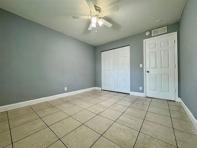 838 SW 14th St — Photo 24