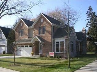 1108 Greenbriar Ln, Northbrook, IL