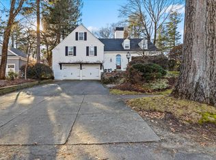 146 Arnold Rd, Newton, MA 02459