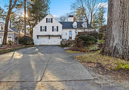 146 Arnold Rd Photo 1