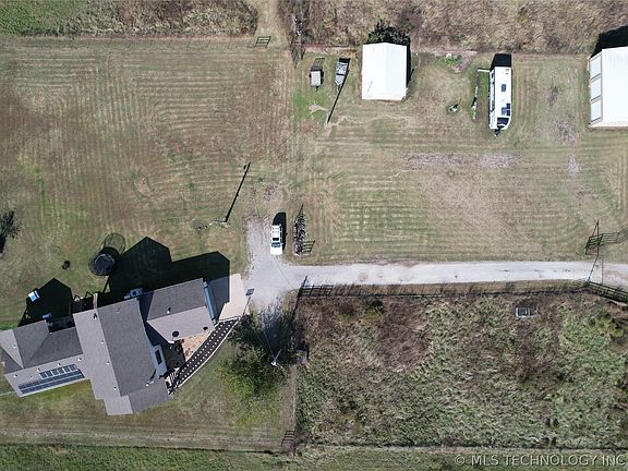 4th image of 4621 S Garfield Rd