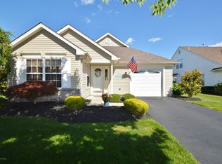 3275 Springer Ln, Toms River, NJ