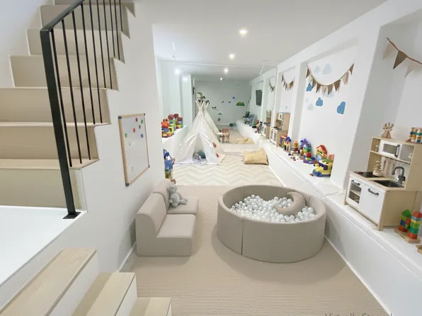 56 Douglass Street image 11 of 17