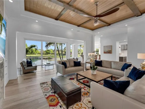 2392 Terra Verde LN #2392, NAPLES, FL 34105