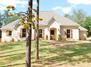 409 Castlewoods Blvd, Brandon, MS 39047