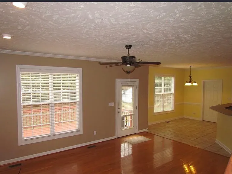 2711 Bardolino Dr — Photo 5