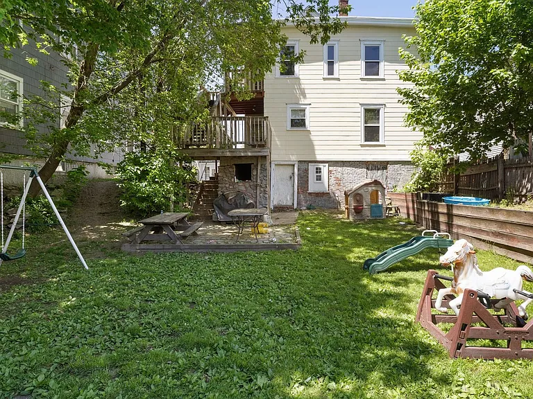 108 Dartmouth St — Photo 26