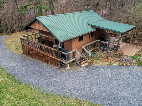 3112 Lakeview Dr, James Creek, PA 16657