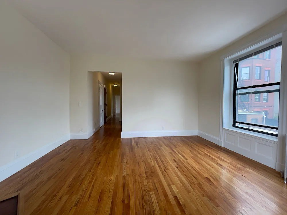 1 bed, 999 sqft, $3,200 — Photo 3