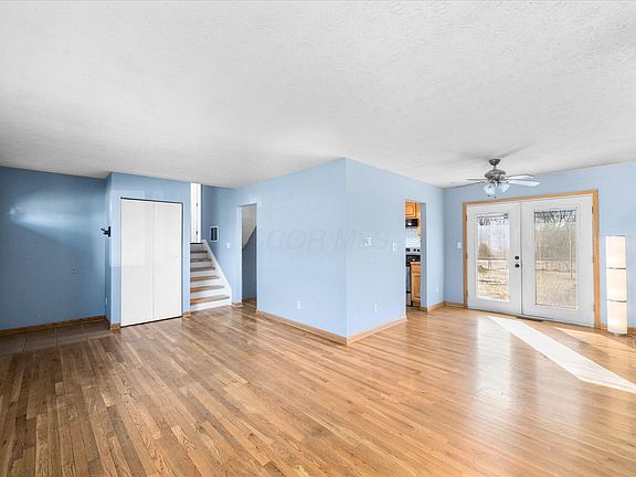 3rd image of 1822 Arrowhead Dr