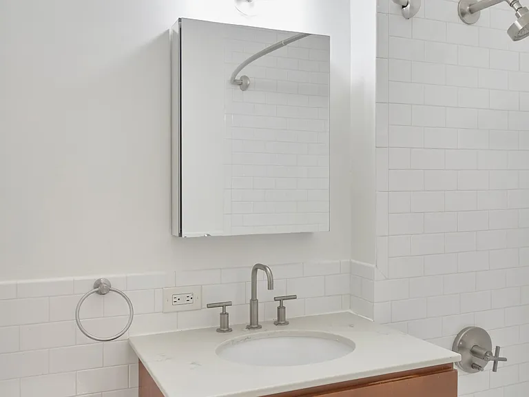 75-25 153rd St #506 — Photo 7