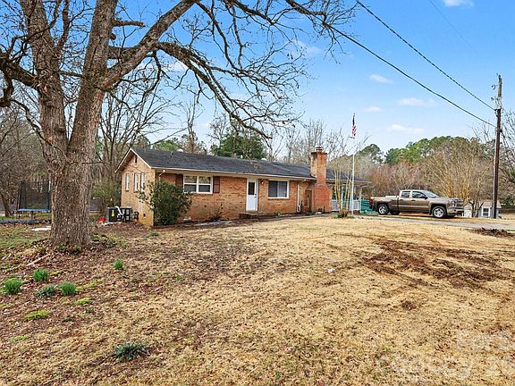 3rd image of 128 Paul Snipes Rd