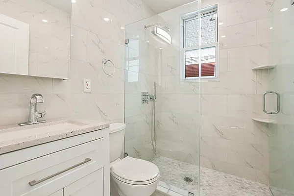 Rented by Kole Group | media 27