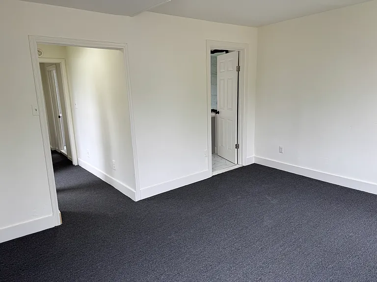 924 N Kresson St — Photo 6