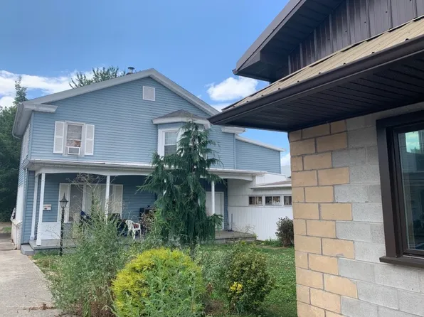 135 Moore St, Millersburg, PA 17061