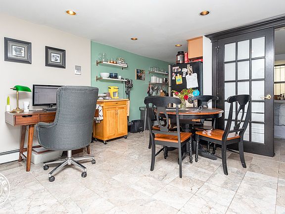 4th image of 1450 Greene Ave #1A