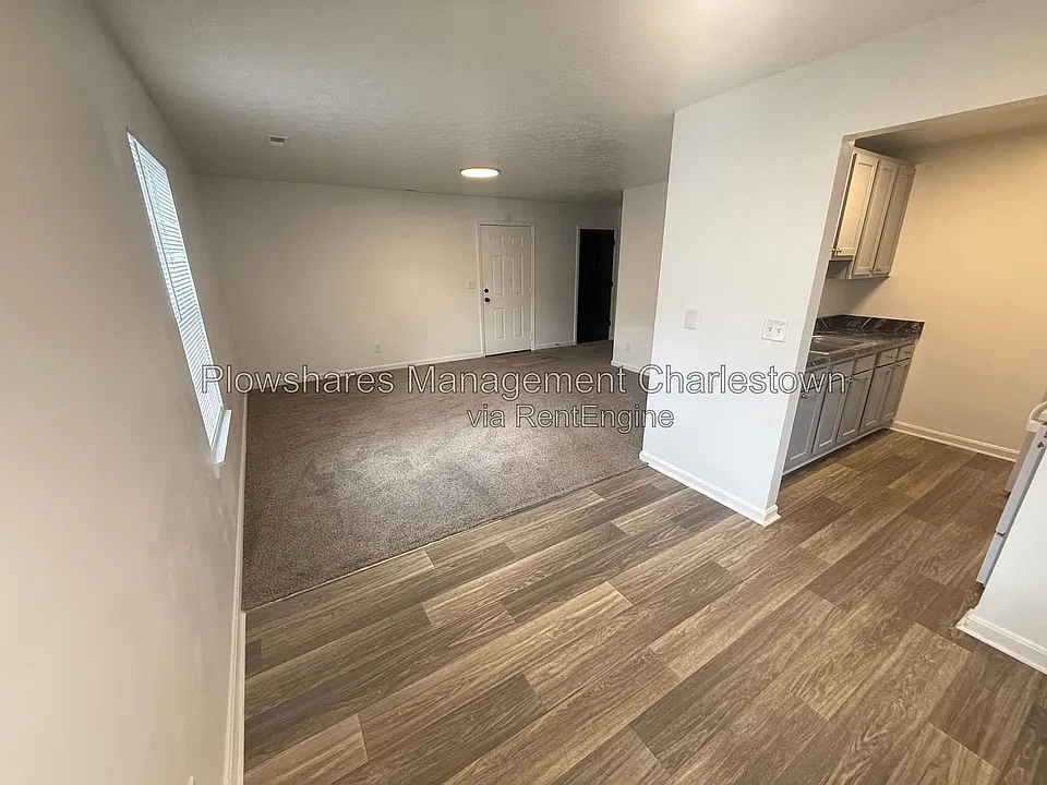 255 Fulkerson Dr #C