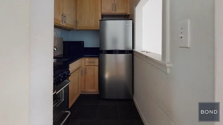 Rented by Bond New York | media 2