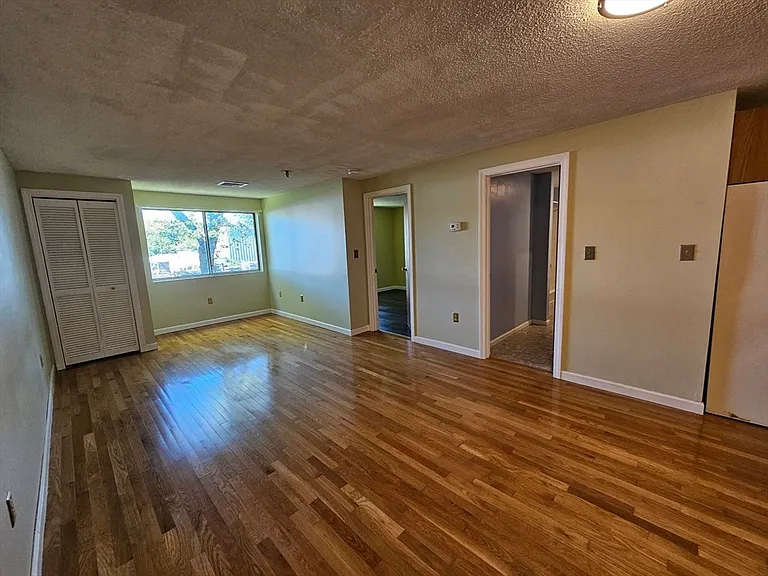 35 Prospect St #215 — Photo 3