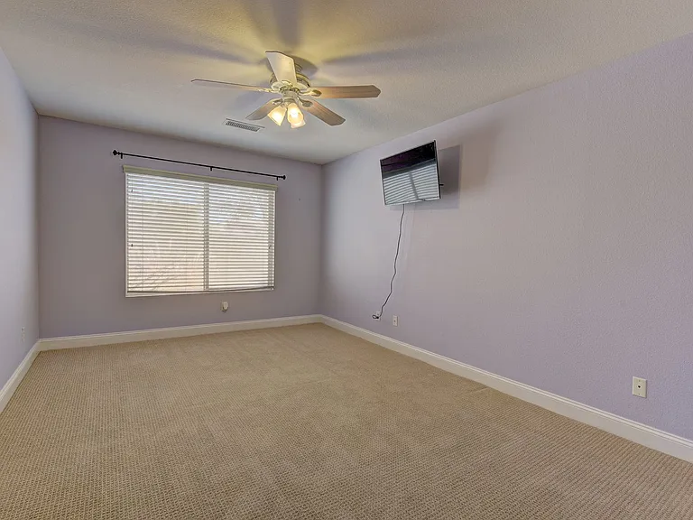 3920 Larkcrest St — Photo 12