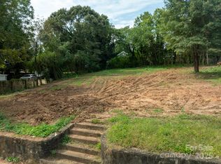 418 Main St NW, Lenoir, NC 28645