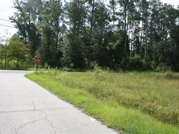 1 Carnation 1 St #B, Slidell, LA 70460