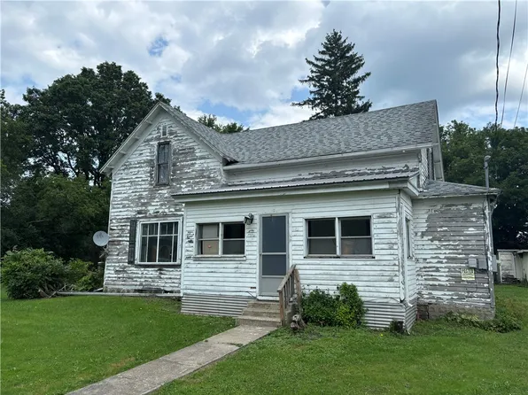 42 N Church St, Canaseraga, NY 14822