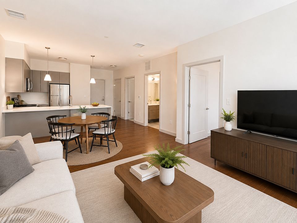 1st image of 451 Harvard St #204