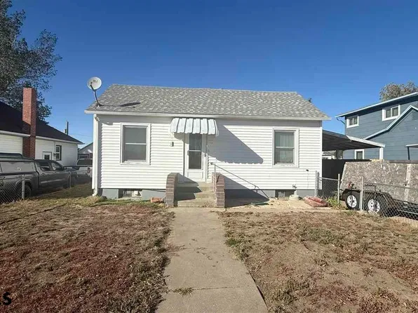 605 E 2nd St, Kimball, NE 69145
