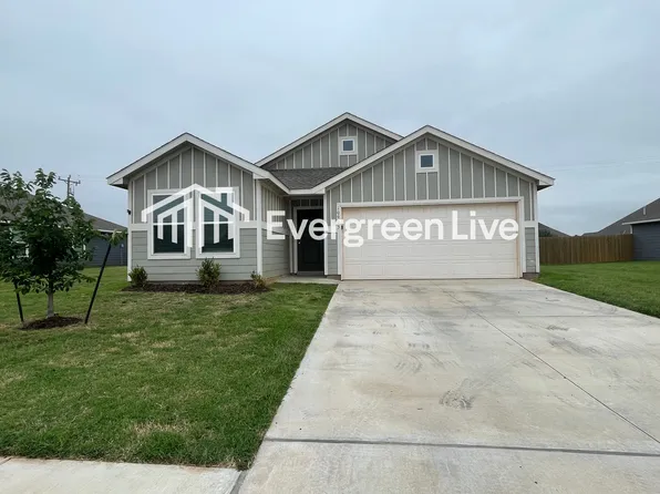 10905 SW 22nd St, Yukon, OK 73099