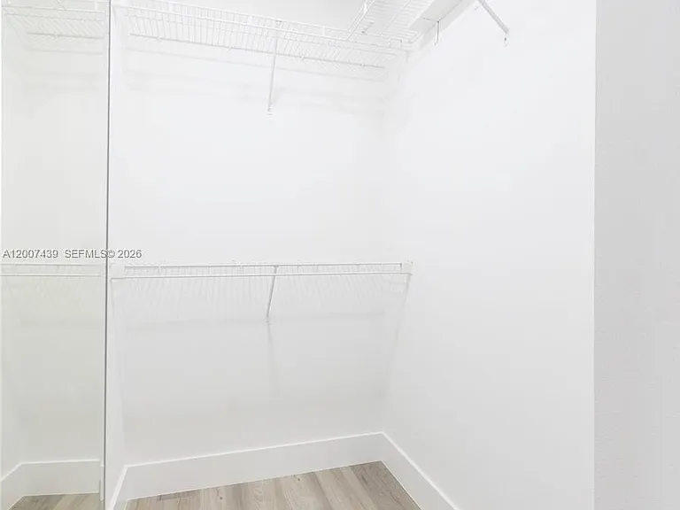 801 Tanglewood Cir — Photo 35