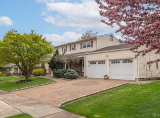 195 Tyroler Ave, Edison, NJ 08820