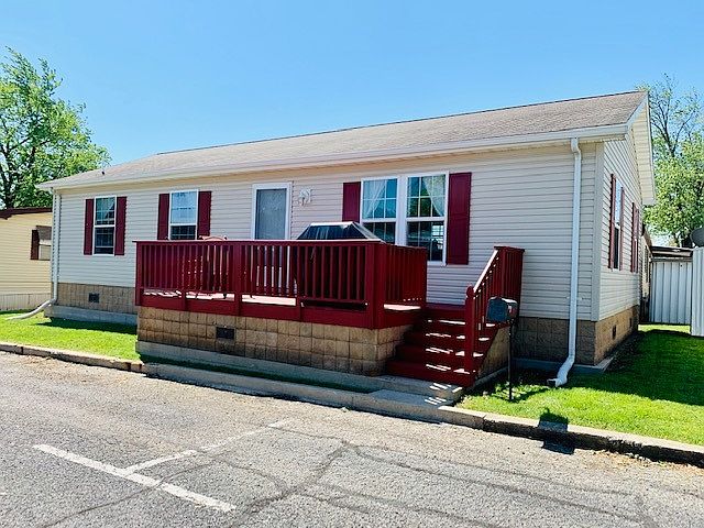 1st image of 33 Elm Ln