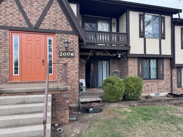 2006 Tracy Dr APT 1, Bloomington, IL 61704