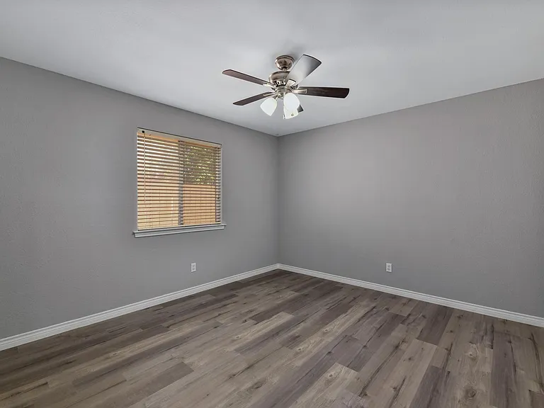 630 Lakewood Dr — Photo 21