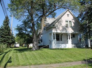 431 10th Ave, Two Harbors, MN 55616