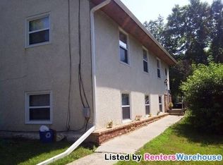 240 12th Ave N, Hopkins, MN 55343