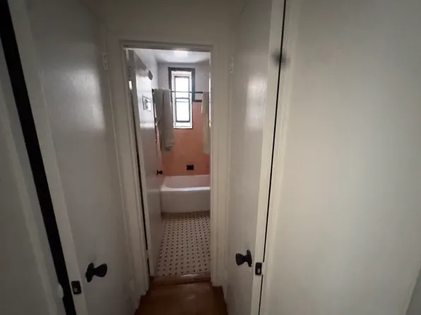 141-28 84th Dr APT 2B, Jamaica, NY 11435