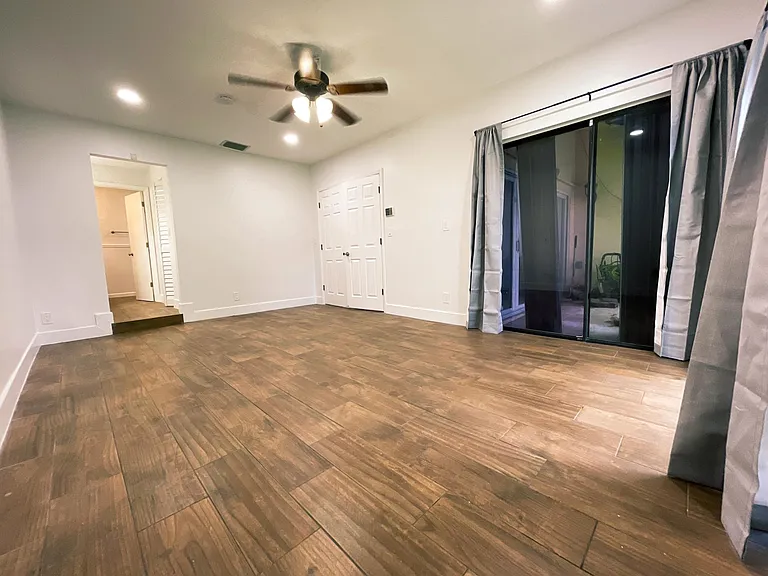 Very Large Master Bedroom