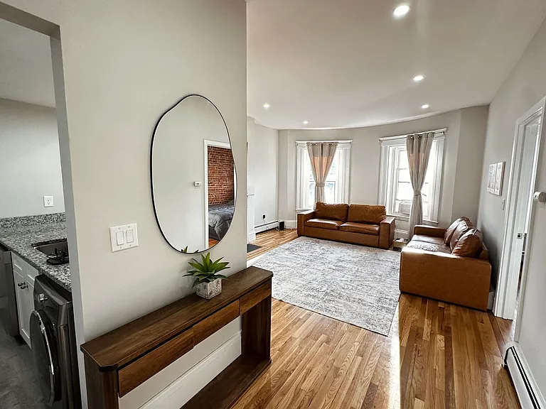 670 Massachusetts Ave #4 — Photo 5